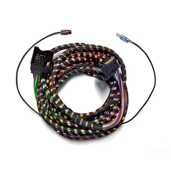 Soittimen asennuskaapeli Quad lock (Navi)