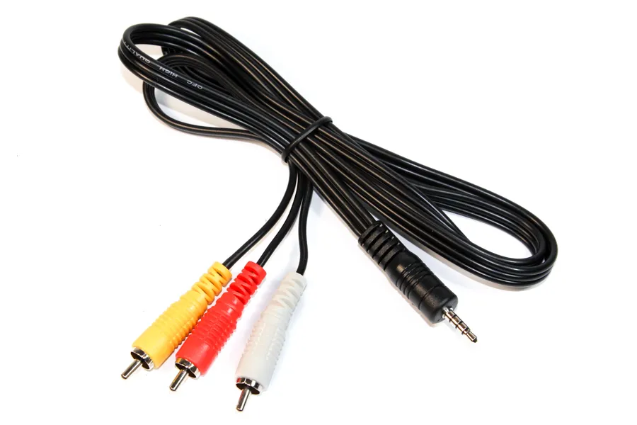 InCarTec 3,5mm-3xRCA AV-johto