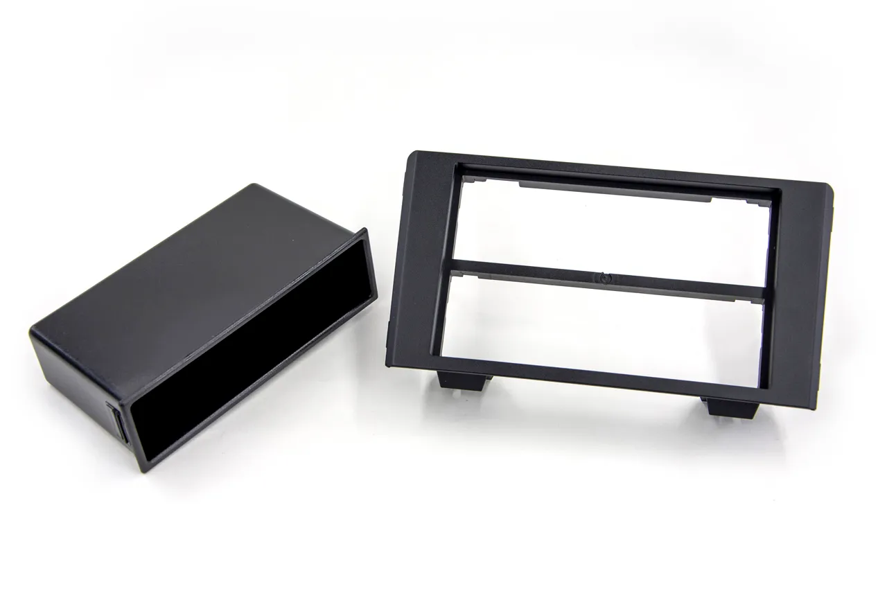 2-Din Radiosovitelevy IVECO 2012-> musta