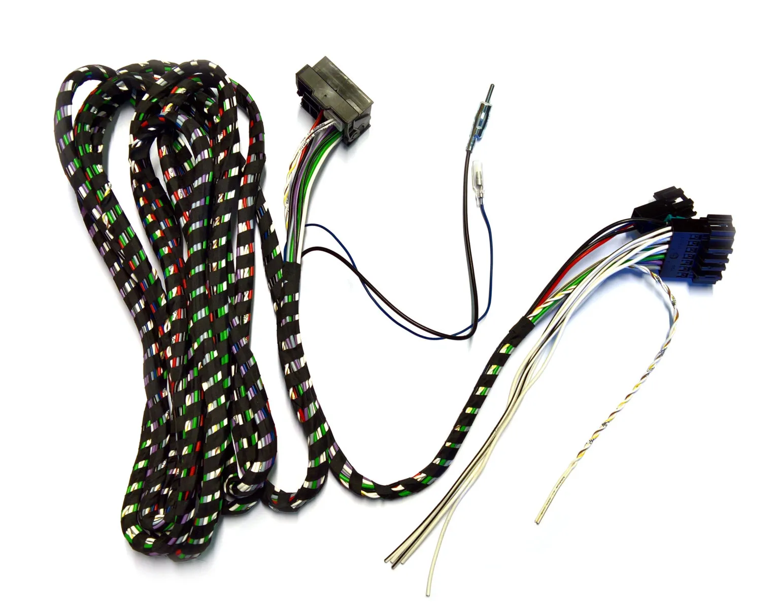 Soittimen asennuskaapeli MB Command E W211 na